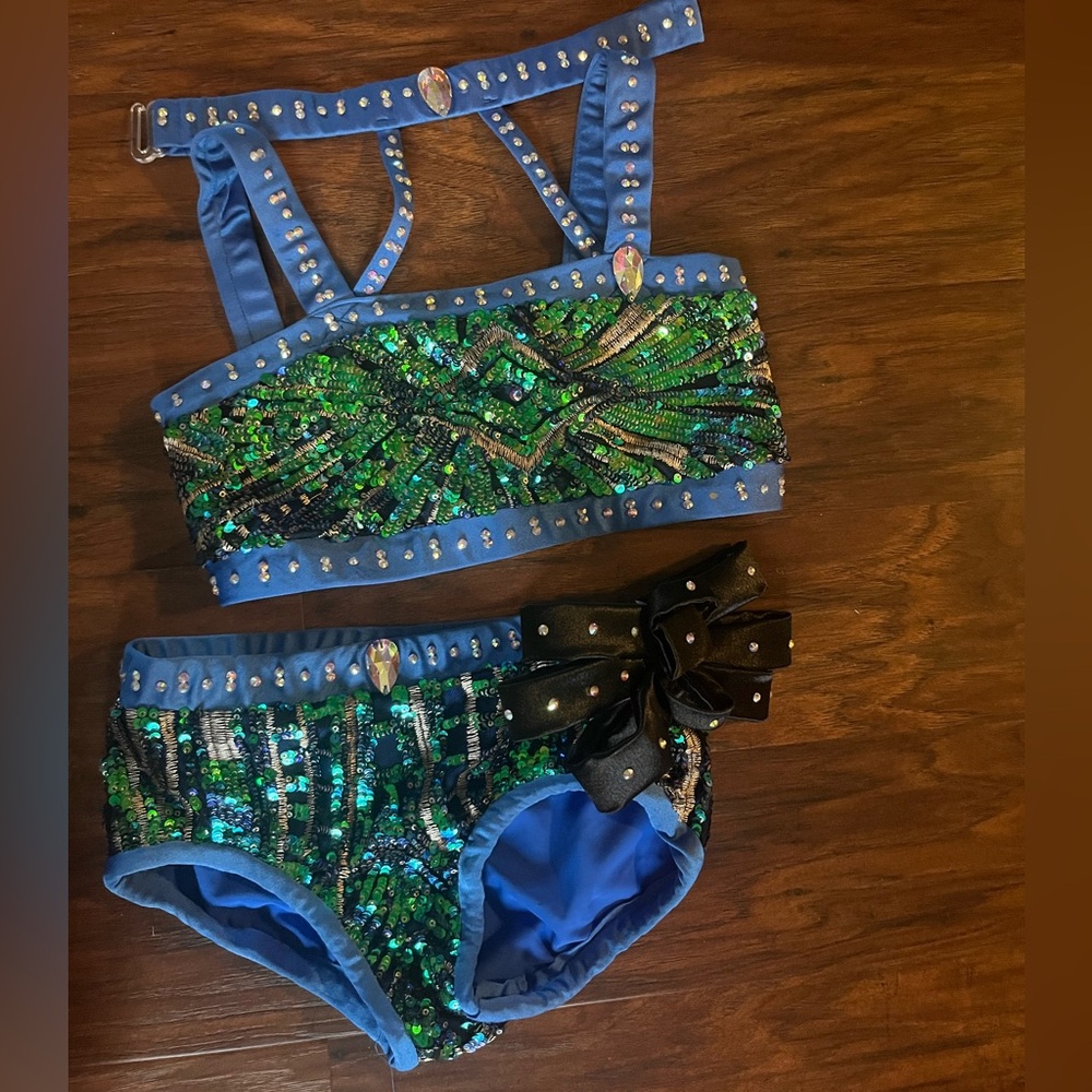 Dance costume